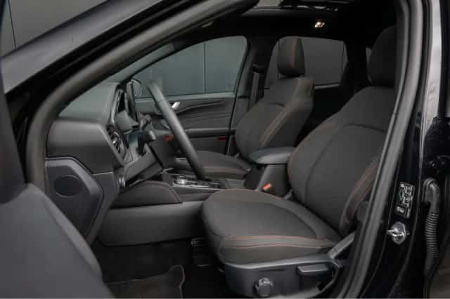 Ford Kuga (2025) thumbnail 14