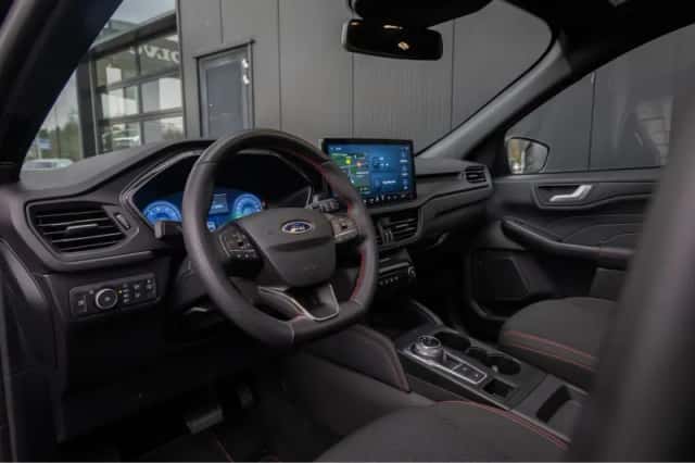 Ford Kuga (2025) thumbnail 15