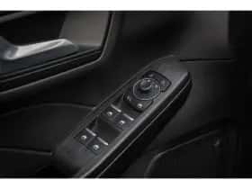 Ford Kuga (2025) thumbnail 21