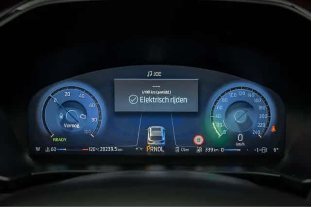 Ford Kuga (2025) thumbnail 27