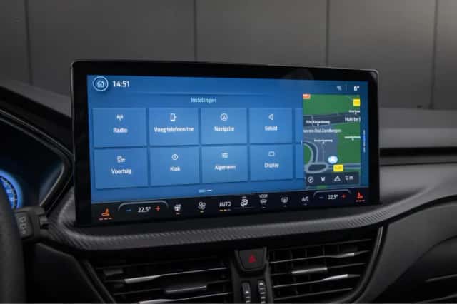 Ford Kuga (2025) thumbnail 32