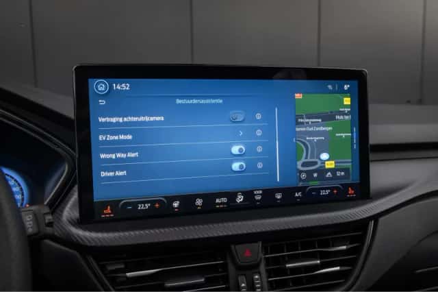 Ford Kuga (2025) thumbnail 37