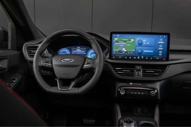 Ford Kuga (2025) thumbnail 41