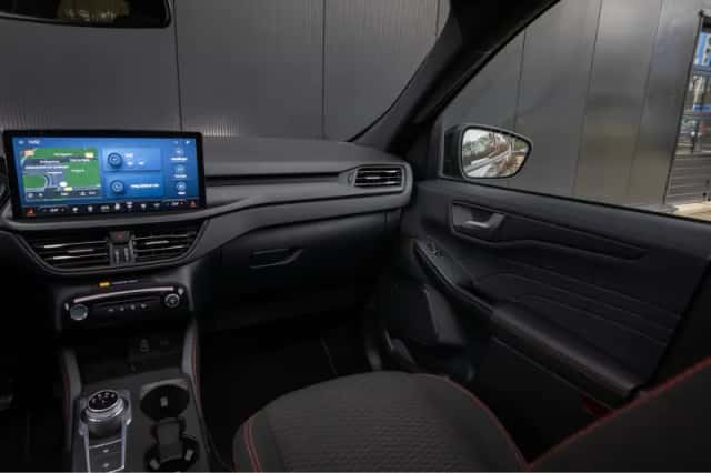 Ford Kuga (2025) thumbnail 42