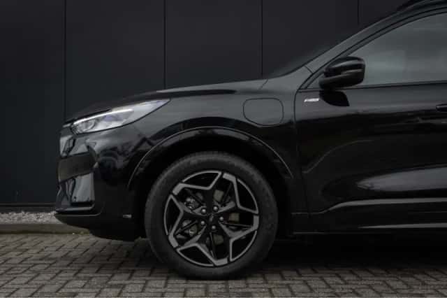 Ford Kuga (2025) thumbnail 7