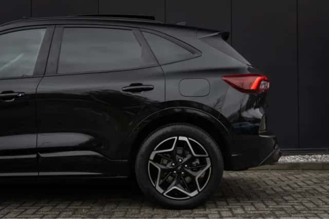 Ford Kuga (2025) thumbnail 8