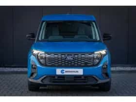 Ford E-Transit Courier (2025) thumbnail 2