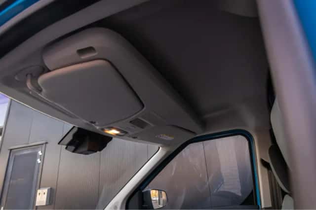 Ford E-Transit Courier (2025) thumbnail 24