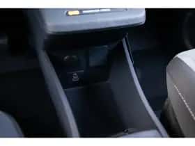 Ford E-Transit Courier (2025) thumbnail 30
