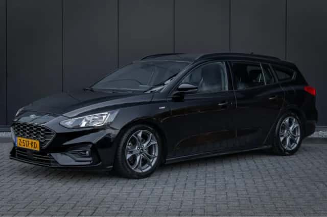 Ford Focus (2020) thumbnail 1