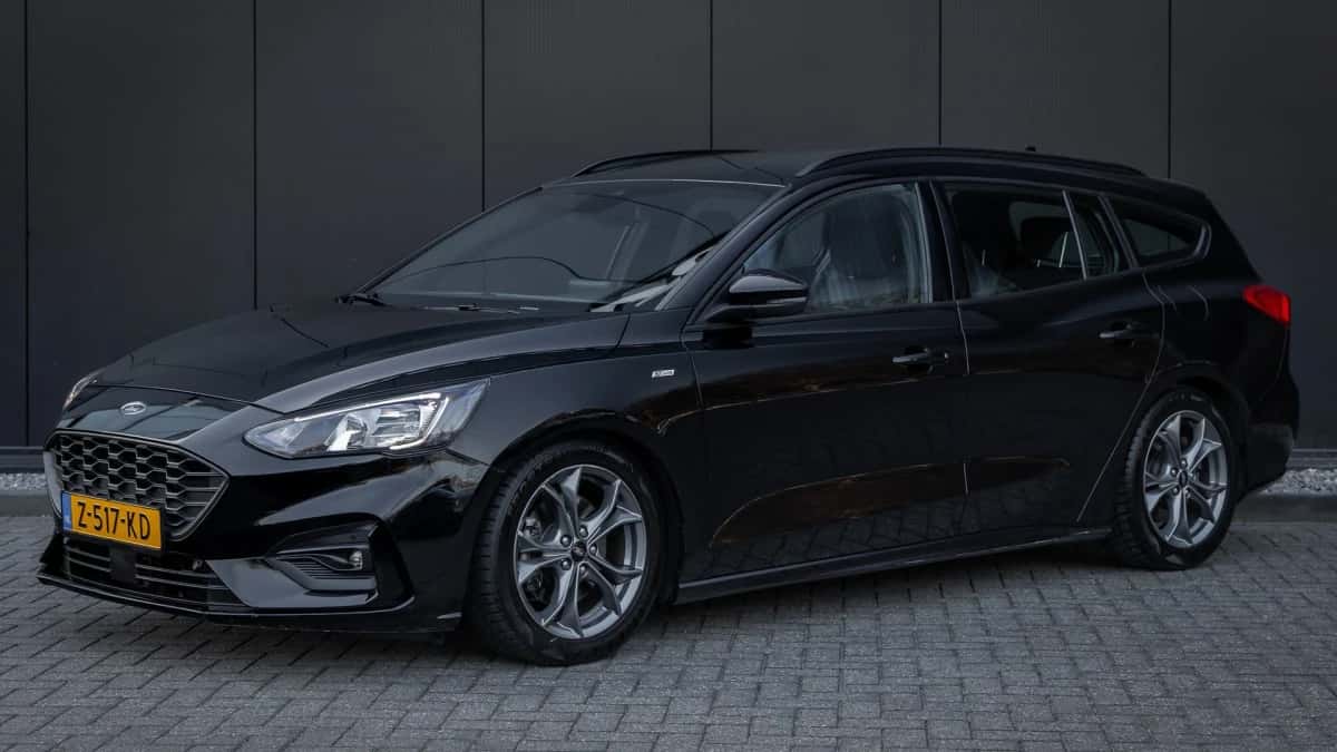 Ford Focus (2020) — foto 1