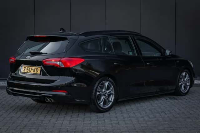 Ford Focus (2020) thumbnail 2