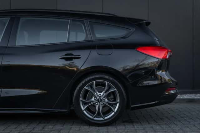 Ford Focus (2020) thumbnail 41