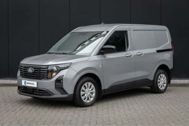 Ford Transit Courier (2024) thumbnail 1
