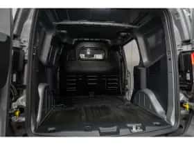 Ford Transit Courier (2024) thumbnail 13