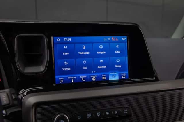 Ford Transit Courier (2024) thumbnail 24