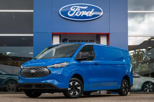 Ford E-Transit Custom (2026) thumbnail 7