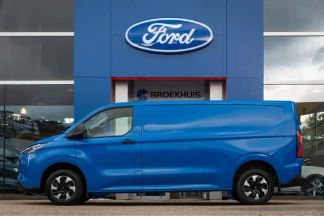 Ford E-Transit Custom (2026) thumbnail 9