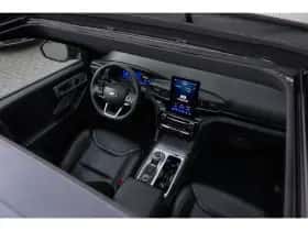 Ford Explorer (2023) thumbnail 8