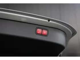 Mercedes-Benz C-Klasse (2023) thumbnail 28