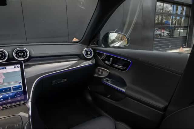 Mercedes-Benz C-Klasse (2023) thumbnail 49