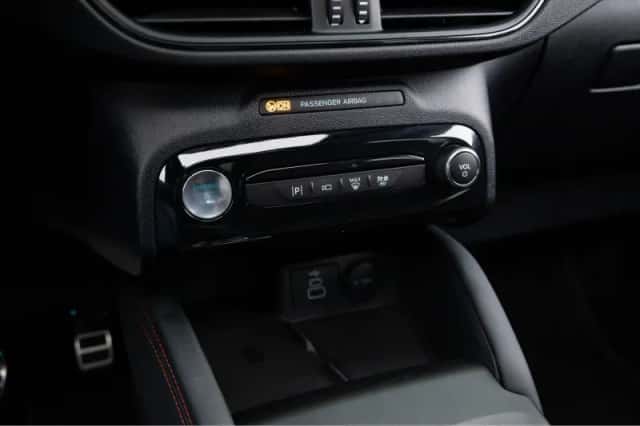 Ford Kuga (2025) thumbnail 27