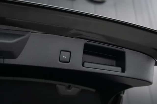 Ford Kuga (2025) thumbnail 34