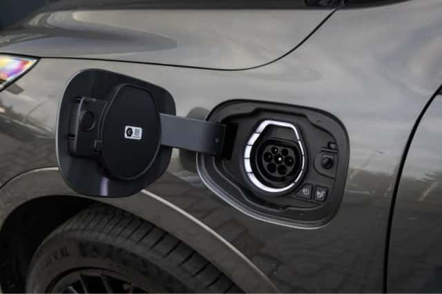 Ford Kuga (2025) thumbnail 6