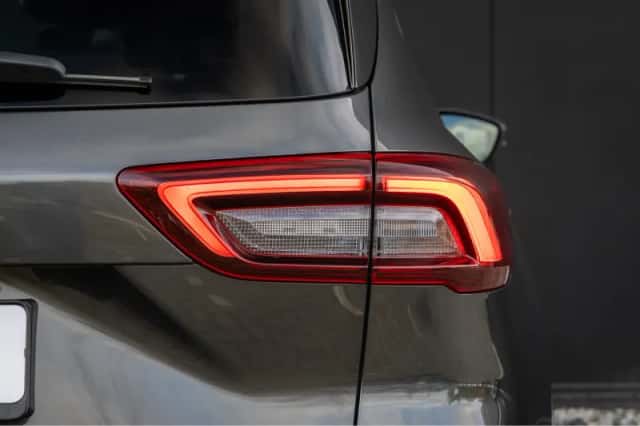 Ford Kuga (2025) thumbnail 9