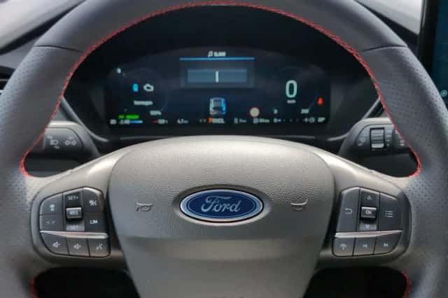 Ford Kuga (2026) thumbnail 11