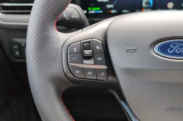 Ford Kuga (2026) thumbnail 18