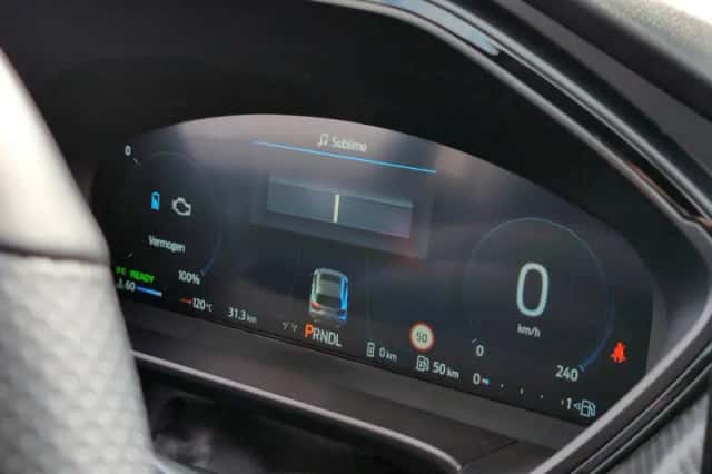 Ford Kuga (2026) thumbnail 17