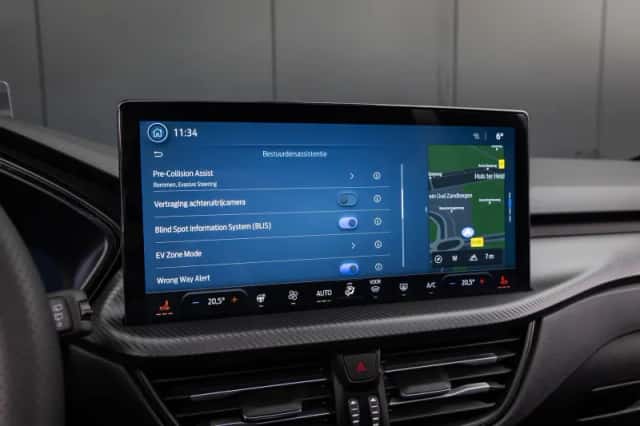 Ford Kuga (2025) thumbnail 28