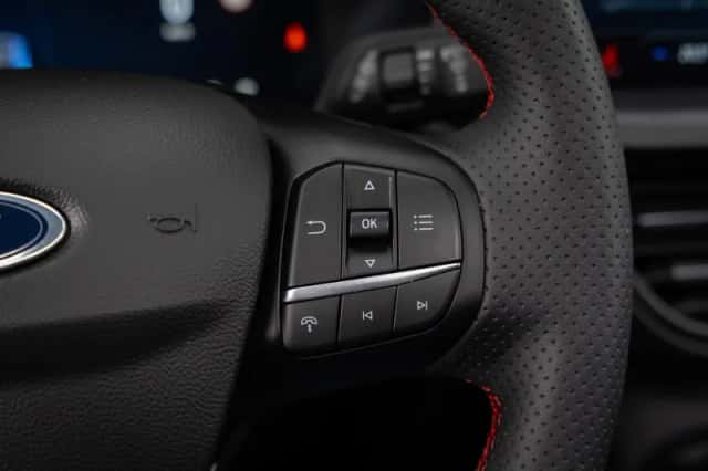 Ford Kuga (2025) thumbnail 33