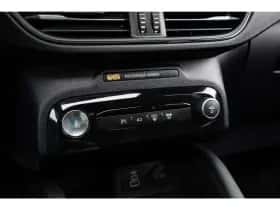 Ford Kuga (2025) thumbnail 35
