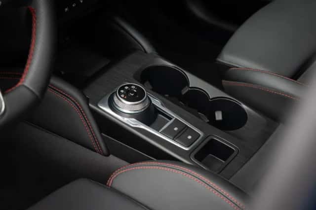 Ford Kuga (2025) thumbnail 39