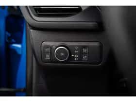 Ford Kuga (2025) thumbnail 41