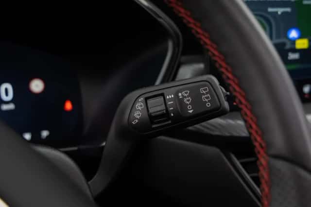 Ford Kuga (2025) thumbnail 43