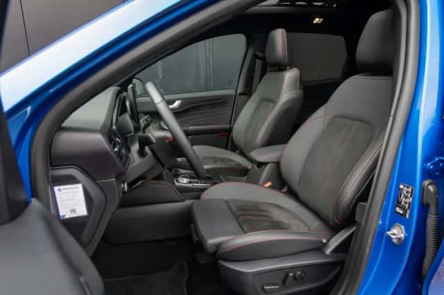 Ford Kuga (2025) thumbnail 10