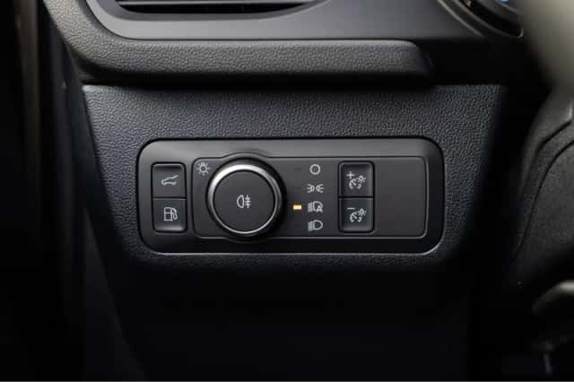 Ford Kuga (2026) thumbnail 25