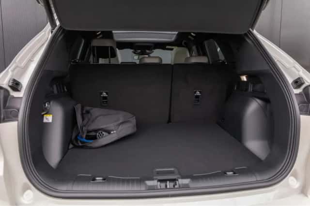 Ford Kuga (2026) thumbnail 38