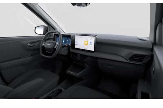 Ford E-Transit Courier (2026) thumbnail 6