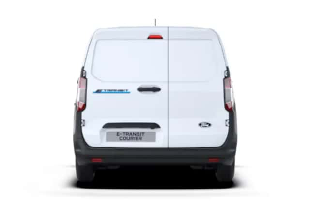 Ford E-Transit Courier (2026) thumbnail 3