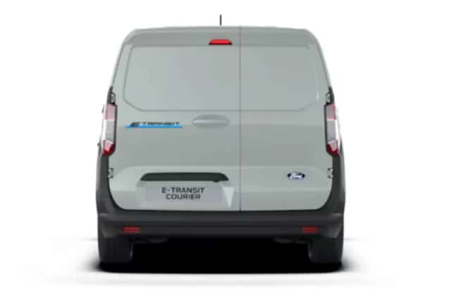 Ford E-Transit Courier (2026) thumbnail 3