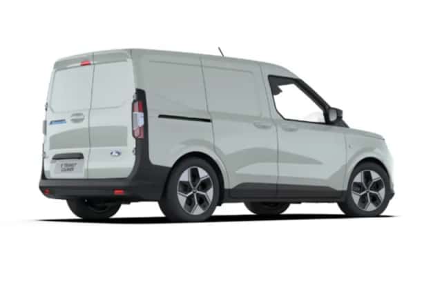 Ford E-Transit Courier (2026) thumbnail 5