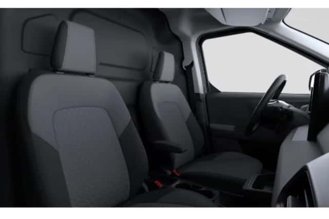 Ford E-Transit Courier (2026) thumbnail 8