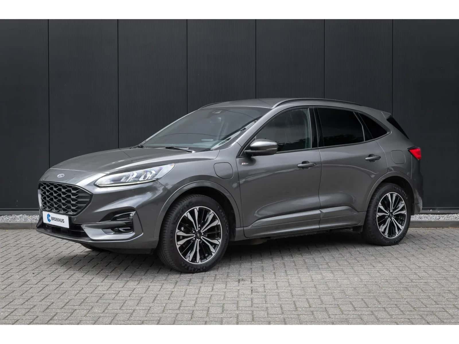 Ford Kuga (2022) — foto 1
