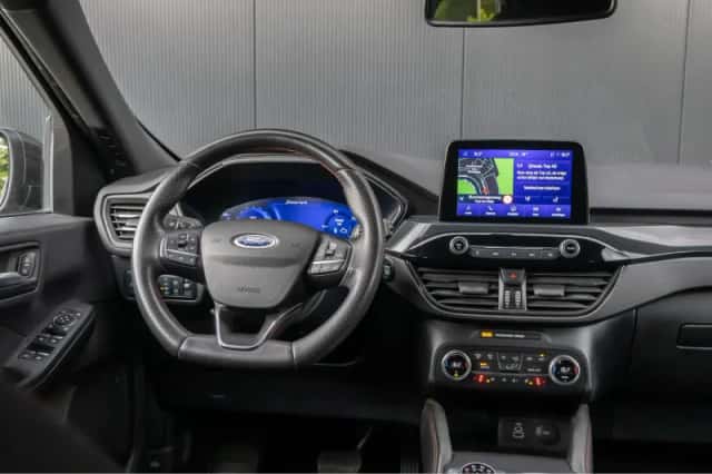 Ford Kuga (2022) thumbnail 11