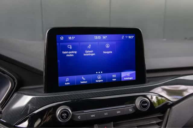 Ford Kuga (2022) thumbnail 20