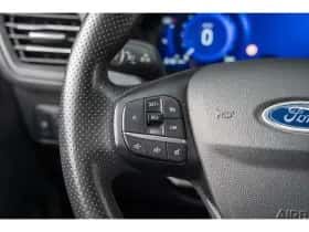 Ford Kuga (2022) thumbnail 26